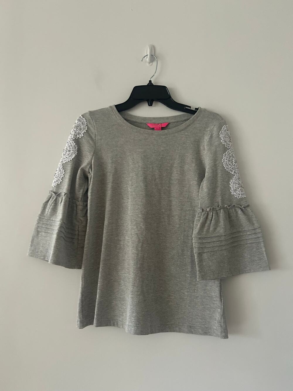 Lilly Pulitzer Fatima Embellished Heathered Seaside Grey Blouse Top NWT Size XS
